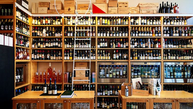 Assemblage, η υβριδική συνέχεια του Warehouse