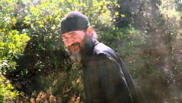 O 'πατέρας' των αρνητών του κορονοϊού στην Ελλάδα