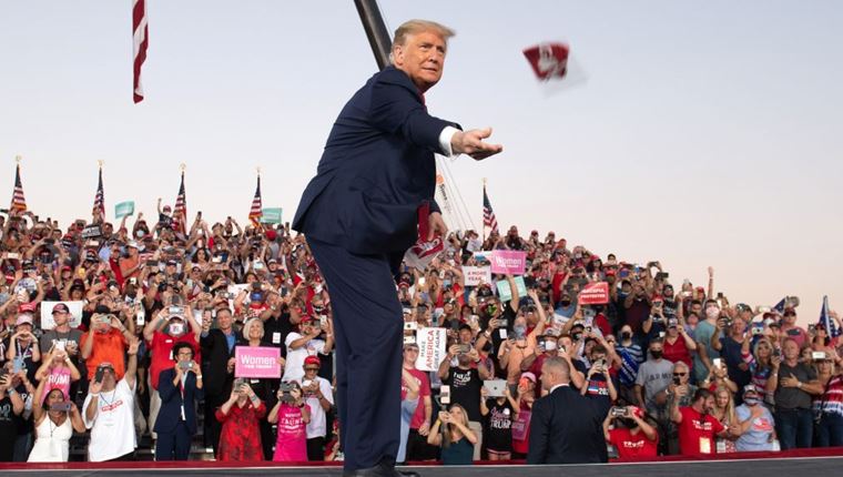 Ο Donald Trump βιάζεται να πανηγυρίσει και δίνει ραντεβού στο Ανώτατο Δικαστήριο