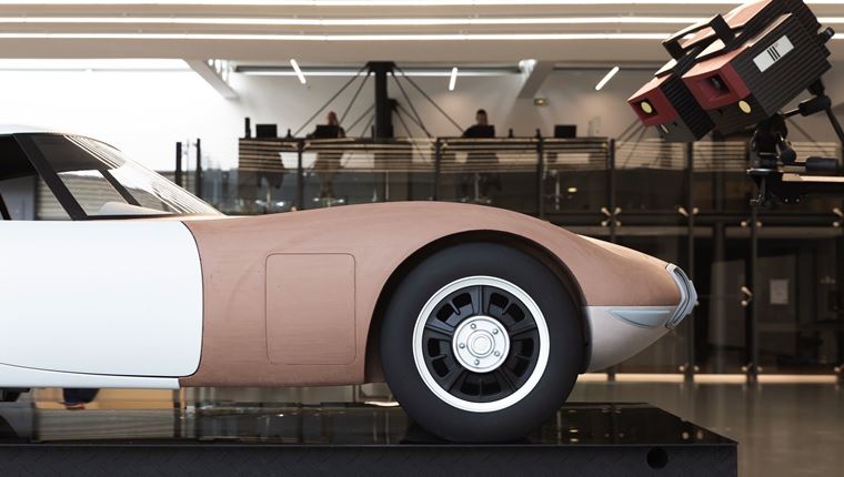 Στα μυστικά δωμάτια όπου γεννιούνται οι Lexus