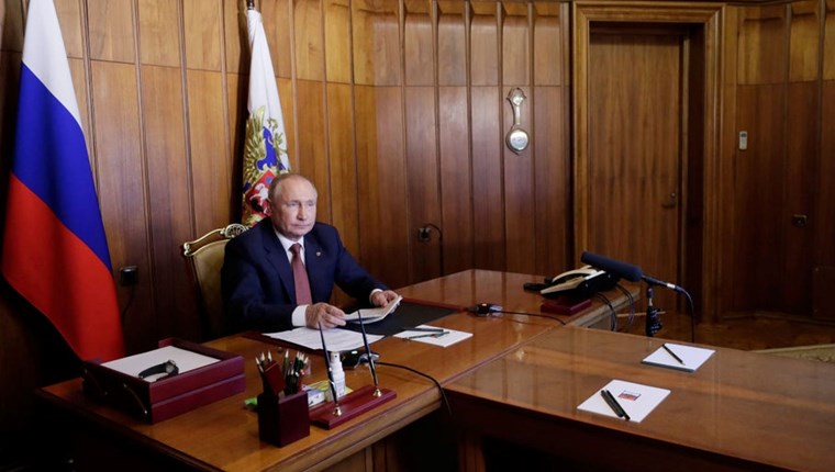 Στην αιώνια ζαλάδα του μυαλού του Vladimir Putin