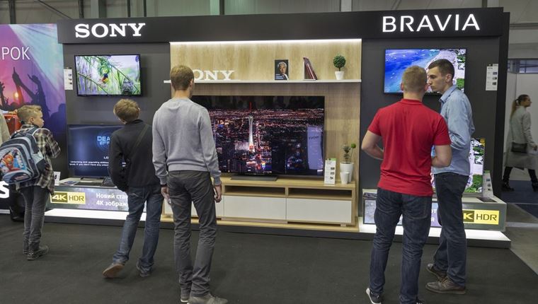 Η Sony παρέδωσε τις τηλεοράσεις της στην TCL–τι σημαίνει αυτό για τους καταναλωτές