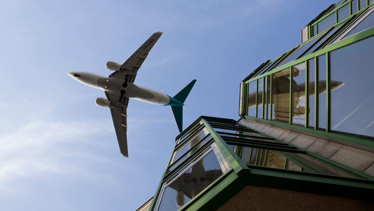 Έρχονται όρια στους ρύπους των αεροπλάνων