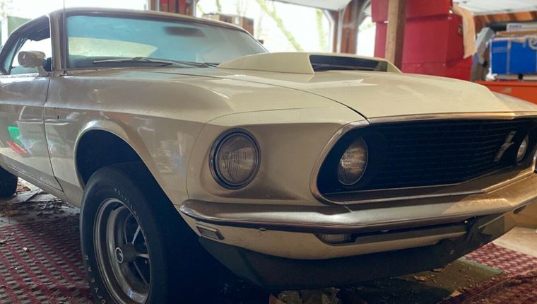 Μία Mustang Boss 429 του 1969 βρέθηκε μετά από 40 χρόνια
