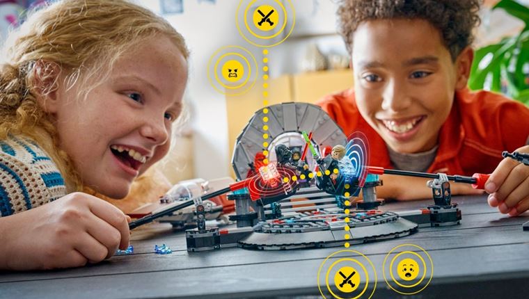 Η LEGO παρουσίασε τη νέα πατέντα Smart Play, με διαδραστικά τουβλάκια "γεμάτα τεχνολογία"