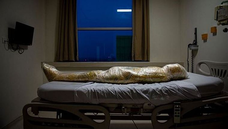 Η ανατριχιαστική φωτογραφία του National Geographic για τον εφιάλτη του κορονοϊού