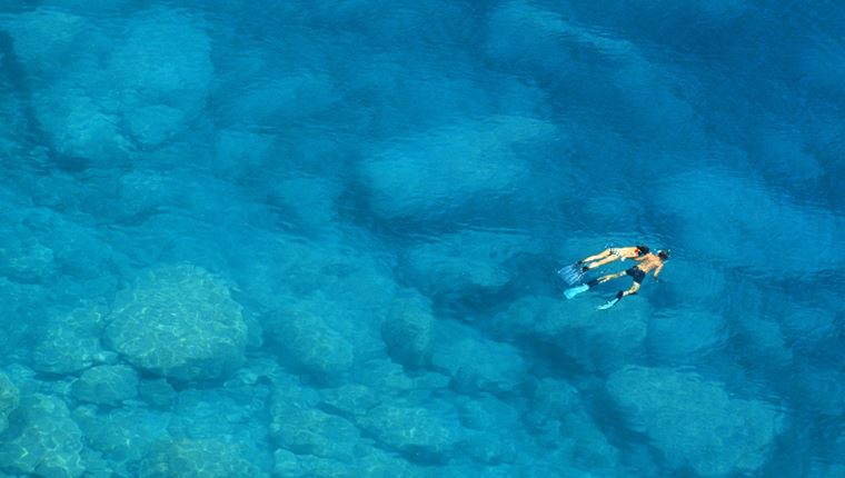 To 'εναλλακτικό' νησί που εκθειάζουν τα ξένα ΜΜΕ