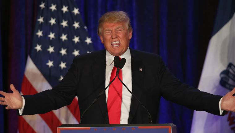 Ο Donald Trump αφήνει τον Λευκό Οίκο, λιγότερο δημοφιλής από ποτέ