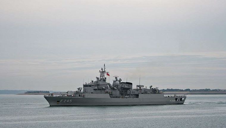 Tο Oruc Reis θα πλέει για έξι μήνες σε τουρκικά ύδατα