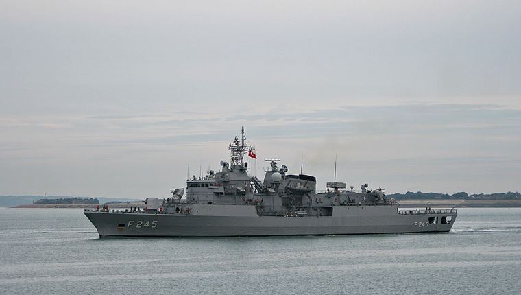 Το Oruc Reis βρίσκεται μία άνασα από το Καστελόριζο