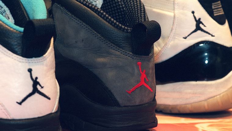 Τα γούρικα sneakers του Michael Jordan φλερτάρουν με νέο ρεκόρ