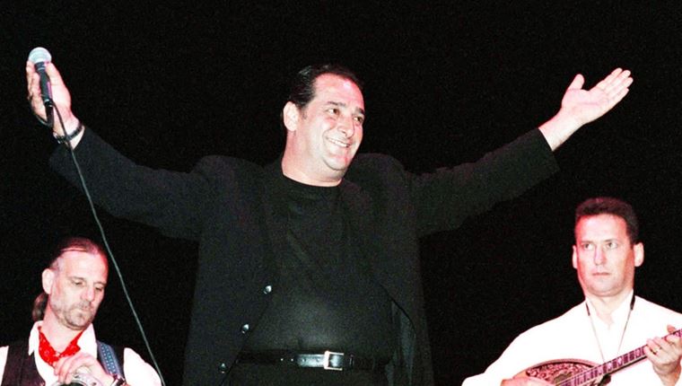 Έφυγε από τη ζωή ο Βασίλης Καρράς