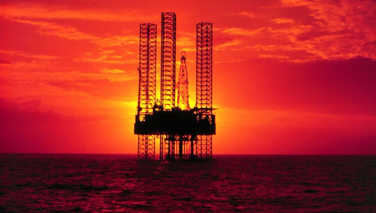 Στον παγκόσμιο πόλεμο του πετρελαίου θα κερδίσει ο ισχυρότερος