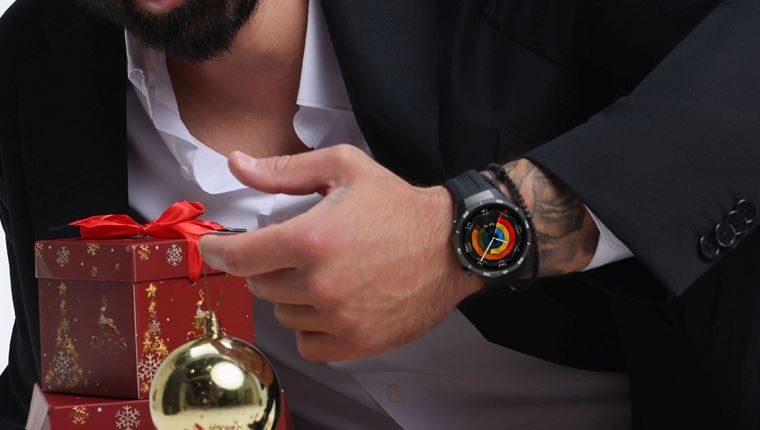 Το Huawei Watch GT 5 είναι η απόλυτη επιλογή για τα Χριστούγεννα