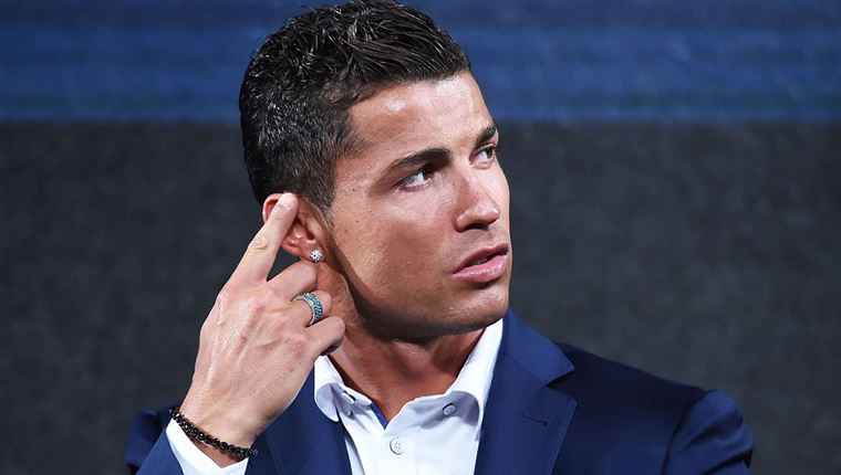 Γιατί τόσοι πολλοί άντρες ξαφνικά κάνουν Pilates-κάνει και ο Cristiano Ronaldo