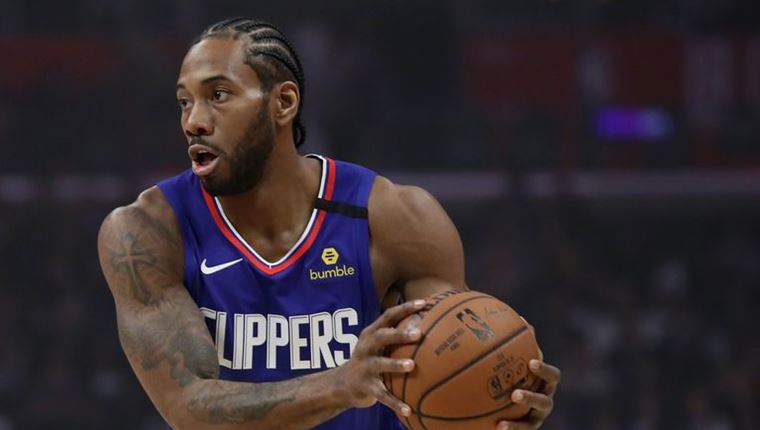 Ο Kawhi Leonard σχεδιάζει τα νέα sneakers της New Balance