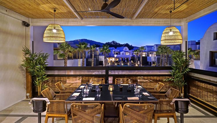 Zeffirino, από την Γένοβα στην Σαντορίνη