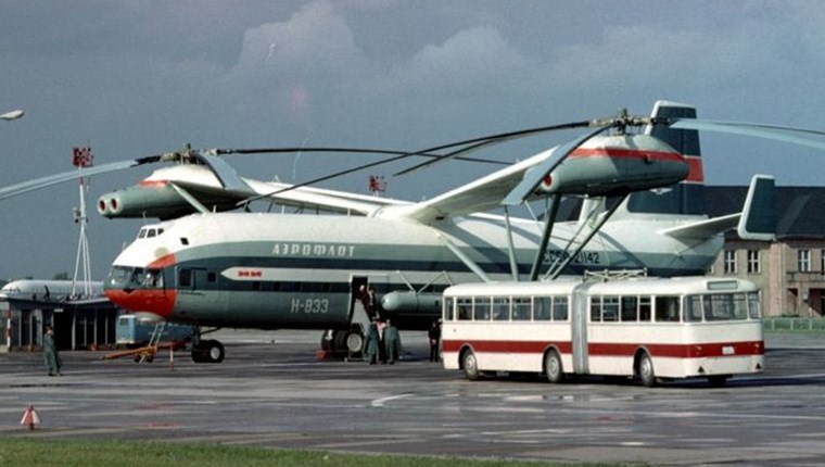 Η παράλογη ιστορία του πιο μεγάλου ελικοπτέρου που πέταξε ποτέ