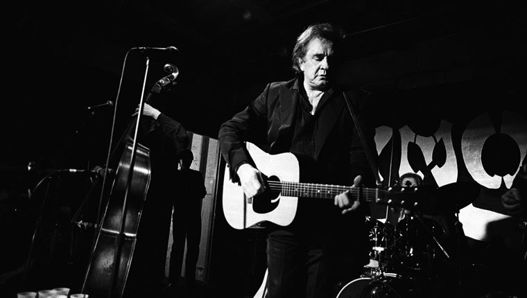 Οι ατάκες του Johnny Cash που θα σε εμπνεύσουν