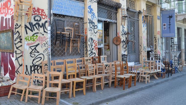 Οι μεταλλάξεις του κορονοϊού και οι γεμάτες ΜΕΘ φέρνουν παράταση του lockdown