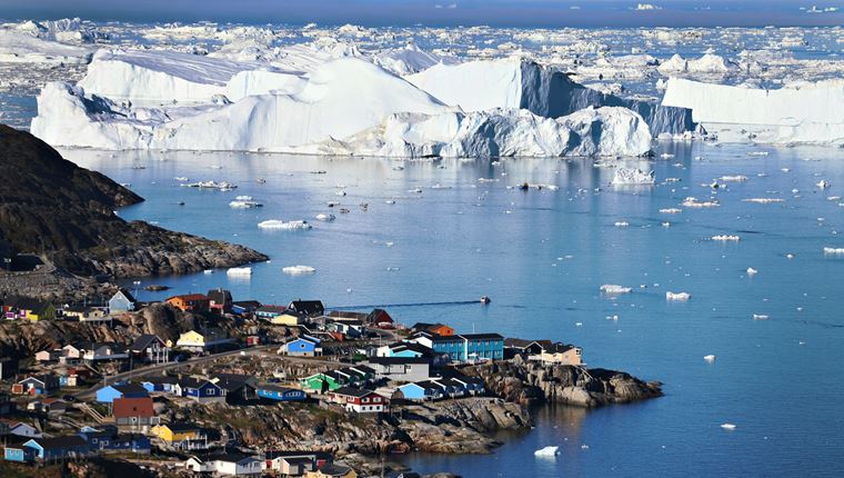 Οι πάγοι της Γροιλανδίας λιώνουν 7 φορές πιο γρήγορα από ότι τη δεκαετία του &#39;90
