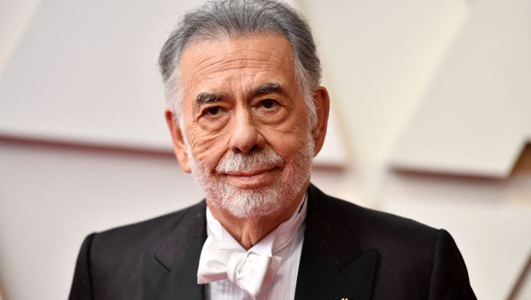 Κουραστήκαμε και μόνο που ακούσαμε πόσες φορές έγραψε ο Francis Ford Coppola το σενάριο του Megalopolis