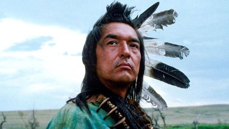 Πέθανε ο ηθοποιός Graham Greene - ήταν ο &#39;Ινδιάνος&#39; του Χορεύοντας με τους Λύκους