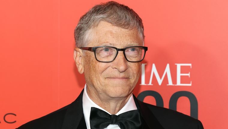 O Bill Gates ασχολείται με το πεπτικό σύστημα των αγελάδων, επειδή, γιατί όχι