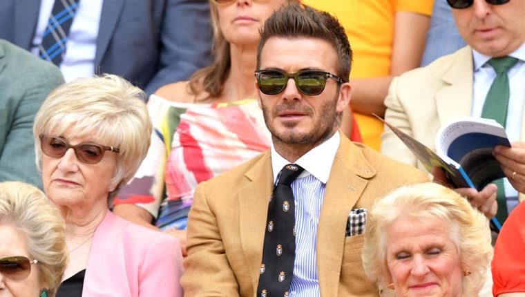 Μόνο ο Becks μπορεί να υποστηρίξει αυτό το mix &amp; match look