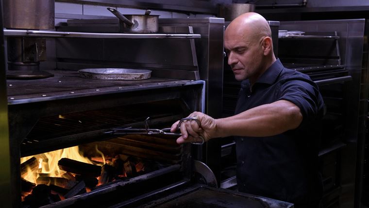 Στράτος Δρακούλης, ο καλλιτέχνης των premium κοπών