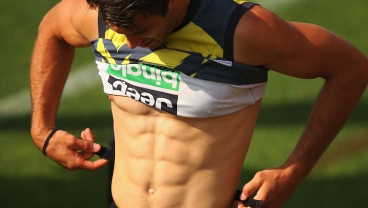 Η αερόβια άσκηση που θα αποκαλύψει τους κοιλιακούς σου