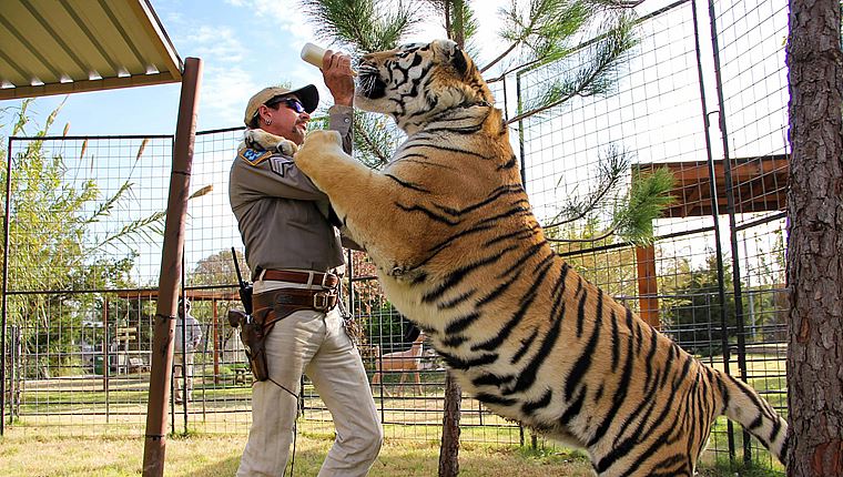 Ο Tiger King ζητά χάρη από τον Donald Trump μέσω της Kim Kardashian