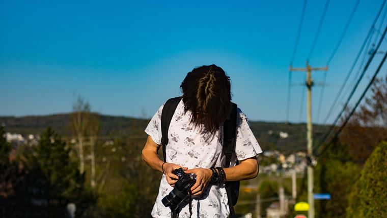 Αποτύπωσε τη μαγεία του καλοκαιριού με αυτές τις φωτογραφικές μηχανές