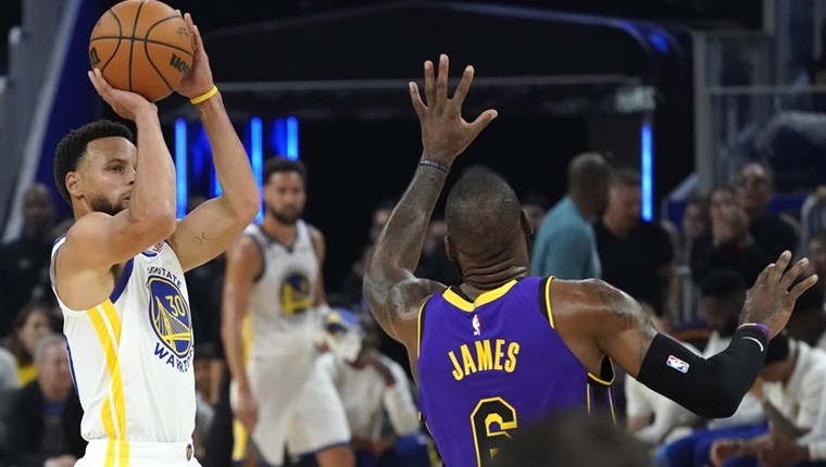 Το Ουόριορς - Λέικερς αναβιώνει τη μεγαλύτερη μάχη του 21ου αιώνα