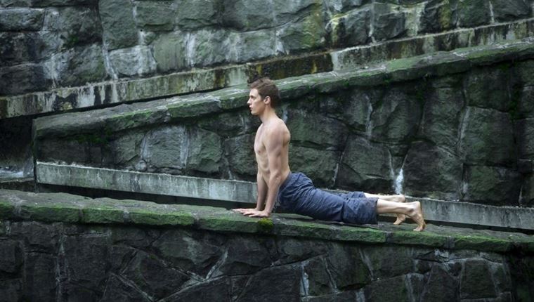 Απλές και ήπιες ασκήσεις για να ξαναβρείς τη φόρμα σου