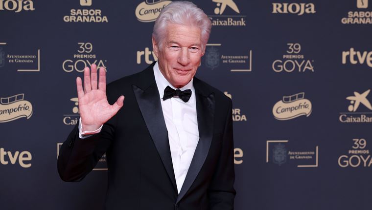Τι κάνει ο Richard Gere για να δείχνει 20 χρόνια νεότερος