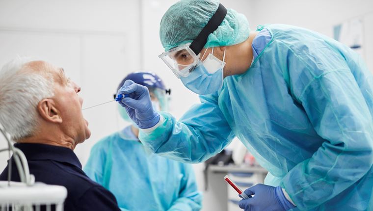 Κορονοϊός: Και στην Ελλάδα τα rapid test αντιγόνου με δείγμα σάλιου