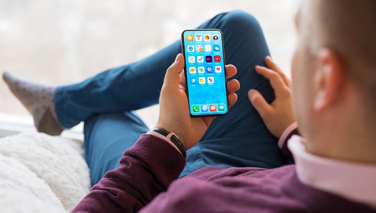 Πόσο διαφέρουν οι χρήστες iPhone και Android-τι αποκαλύπτουν έρευνες