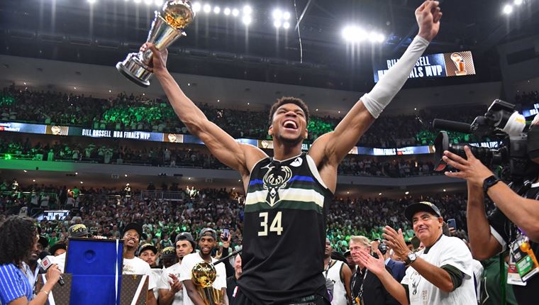 Το έπος του Γιάννη Αντετοκούνμπο σε αριθμούς