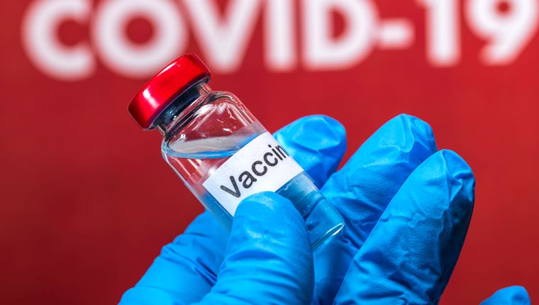 Ανησυχία στην Κομισιόν για τις καθυστερήσεις των δόσεων του εμβολίου για τον κορονοϊό