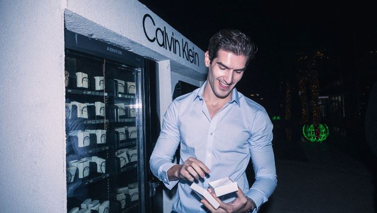 Η Calvin Klein ανοίγει το νέο lifestyle κατάστημά της στο εμπορικό κέντρο River West