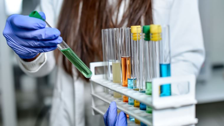 Οι 4 πιο ελπιδοφόρες θεραπείες για τον κορονοϊό