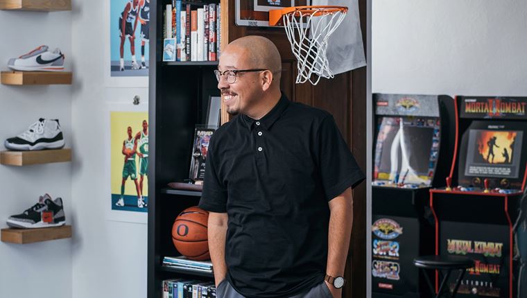 Ο Shea Serrano είναι ένας από τους σημαντικότερους εκπροσώπους της ποπ κουλτούρας σήμερα