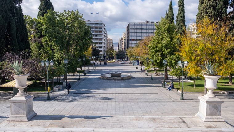 Στο τραπέζι το τέλος του lockdown
