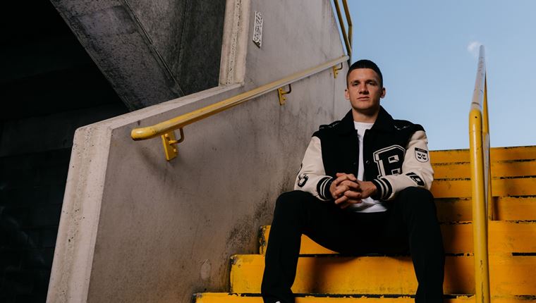 Ο παικταράς Χρήστος Τζόλης μιλάει για όλα στο Esquire