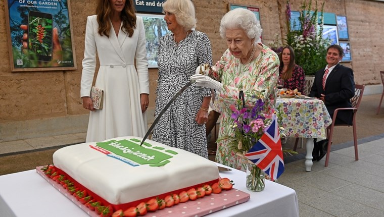 Τα αγαπημένα ποτά και φαγητά της Βασίλισσας Ελισάβετ
