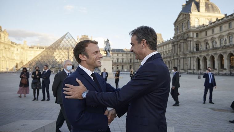 Η Γαλλία, ξανά δίπλα στην Ελλάδα