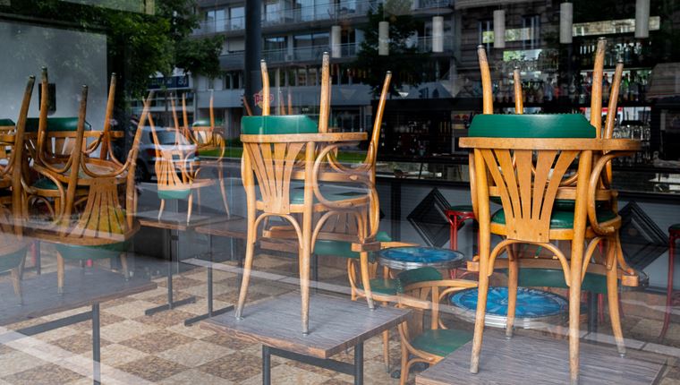 Μόνο το αυστηρό lockdown θα περιορίσει τον κορονοϊό