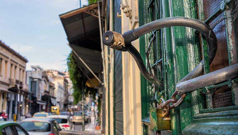 Πώς φτάσαμε στη νέα παράταση του lockdown και στα επιπλέον μέτρα