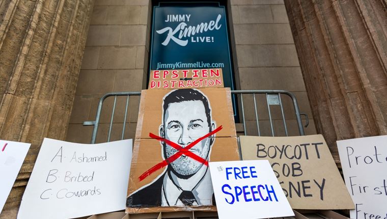 Η επιστροφή του Jimmy Kimmel στον &quot;αέρα&quot; -Τι ανέφερε η Disney